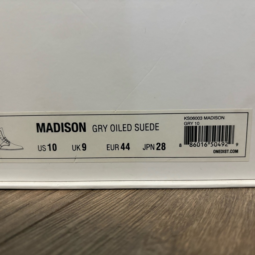 KR3W Madison boots in Grey Oiled Suede w/ box - Picture 6 of 6